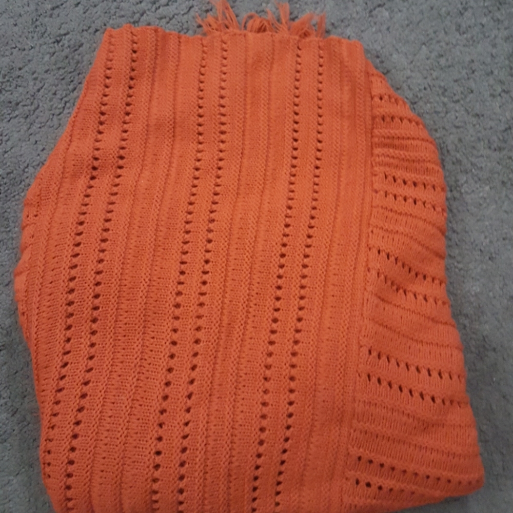 Sweater Poncho - Picture 2 of 3